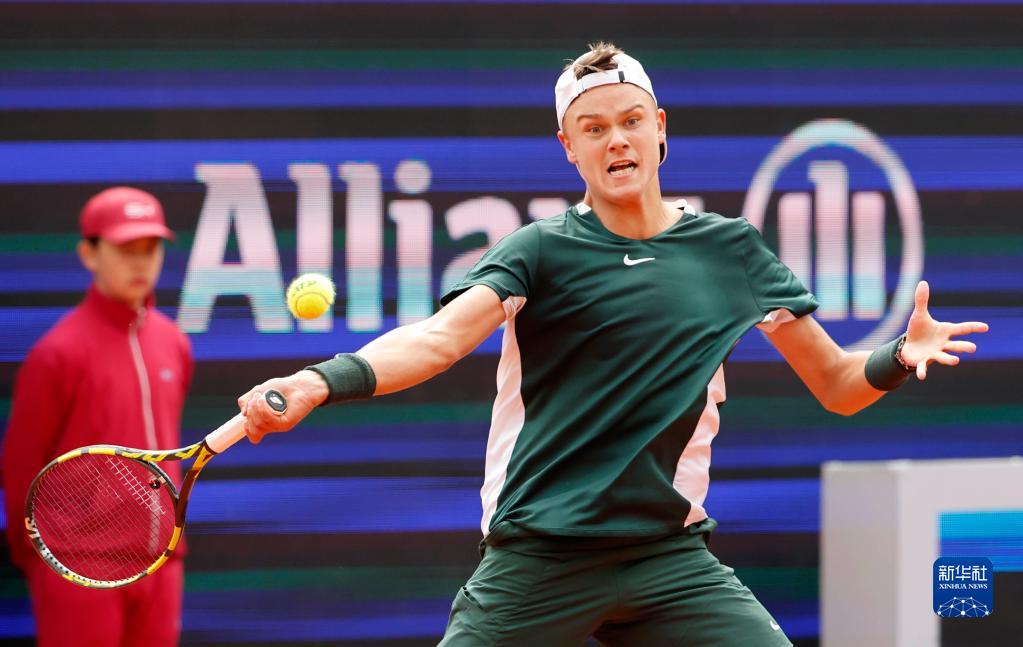 与当地协会 与当地协会