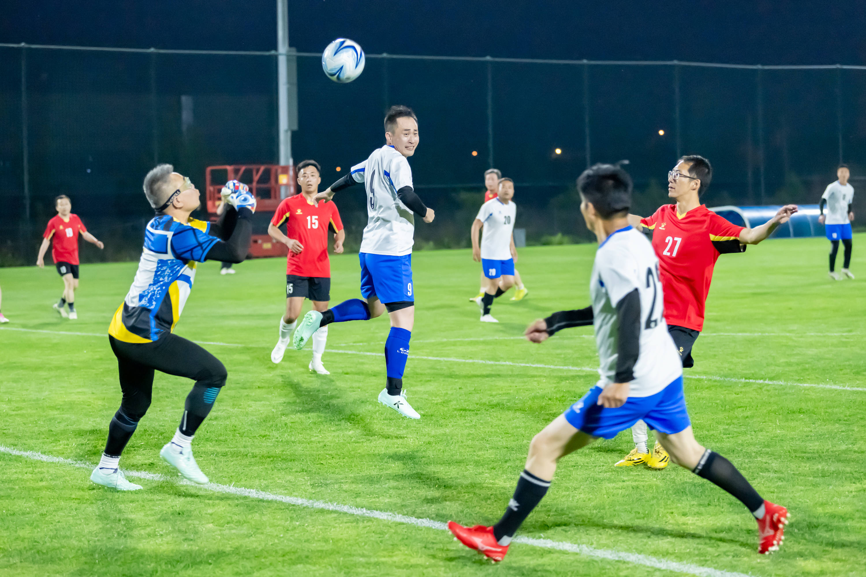 手突击空间 手突击空间